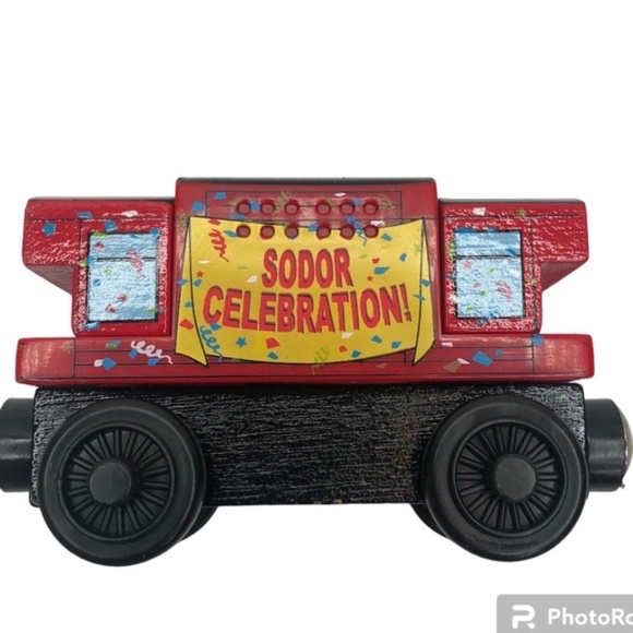 Thomas & Friends Wooden Railway Sodor Celebration Caboose - Picture 1 of 3